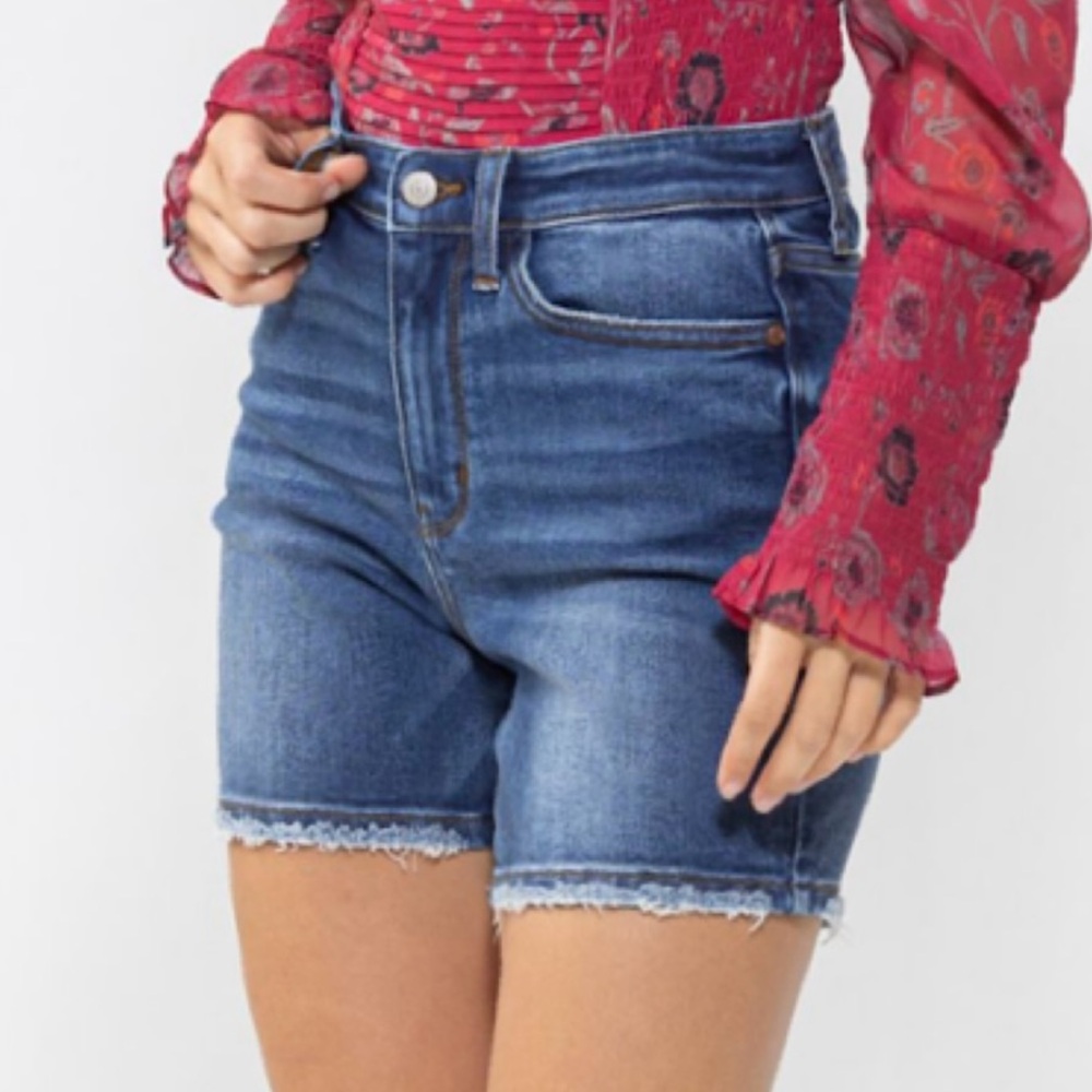 Judy Blue High Waist Mid Thigh Length Denim Shorts size XL - Picture 3 of 12